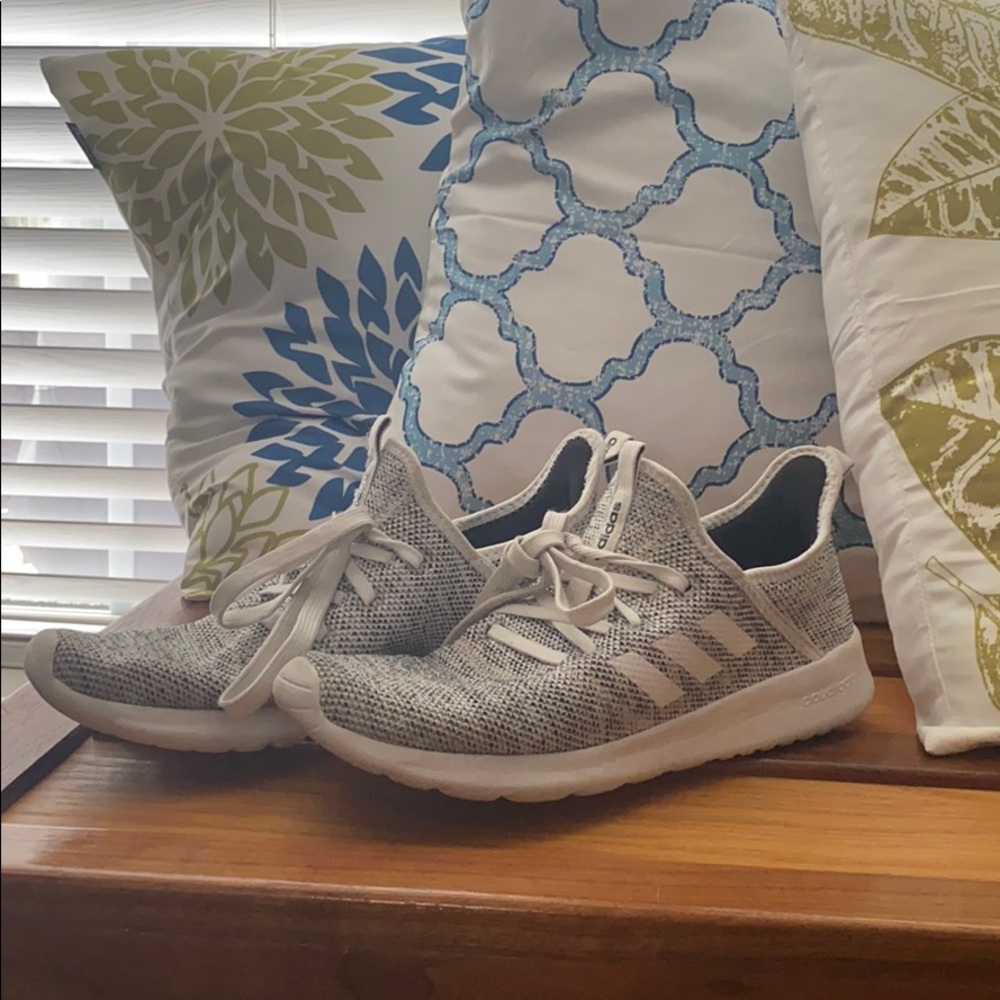 Gray Adidas tennis shoes